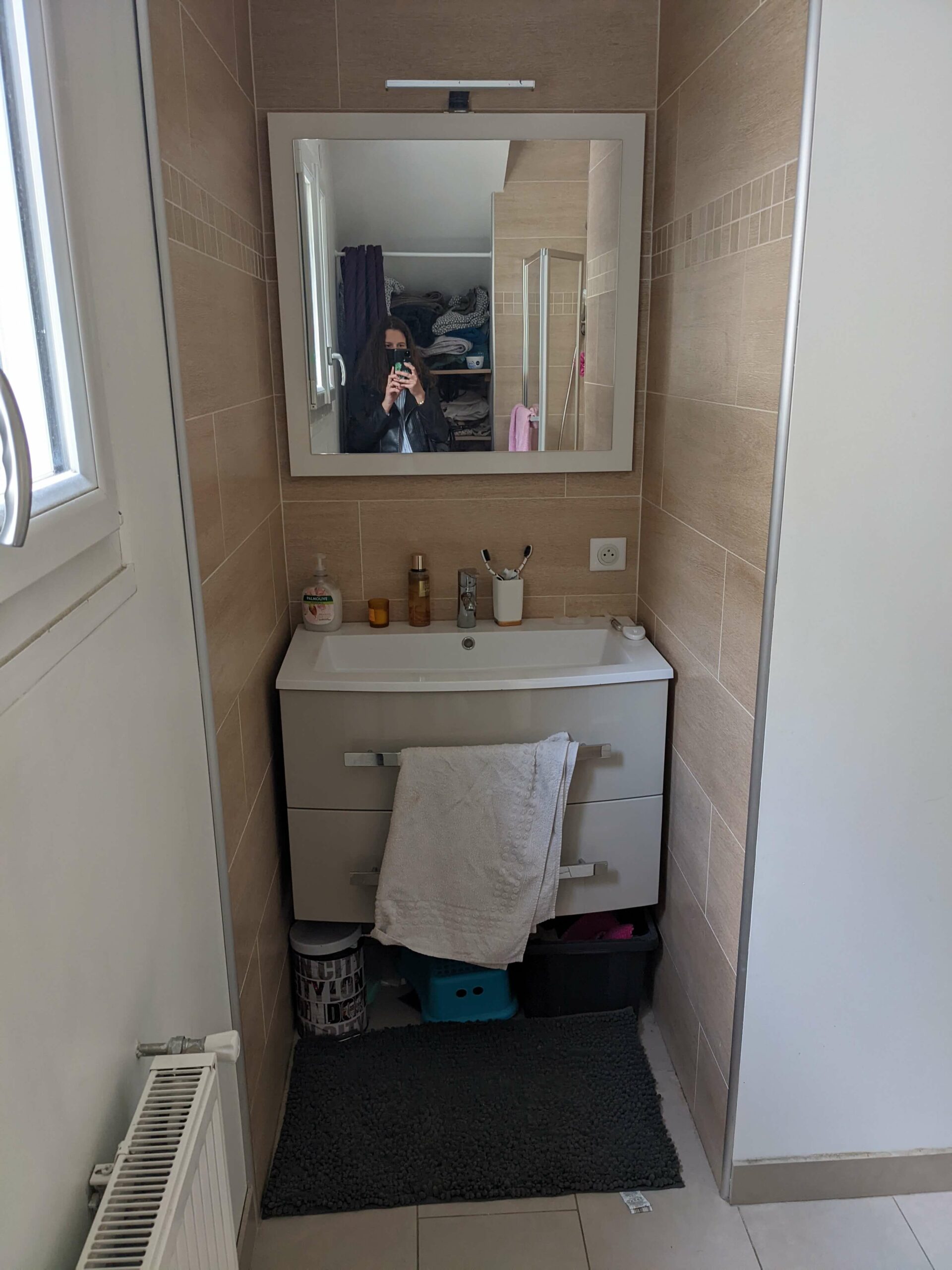 Agrandissement et rénovation d'une salle de bain familiale, photo avant de la petite baignoire