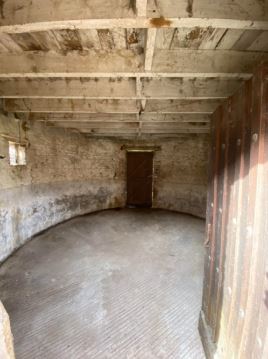 Domaine de Prestal rénovation ancien pigeonnier, photo avant du rez-de-chaussee Réhabilitation d'un ancien pigeonnier en chambre d'hôtes, photo avant du rez-de-chaussée, au Merlerault dans le perche normand