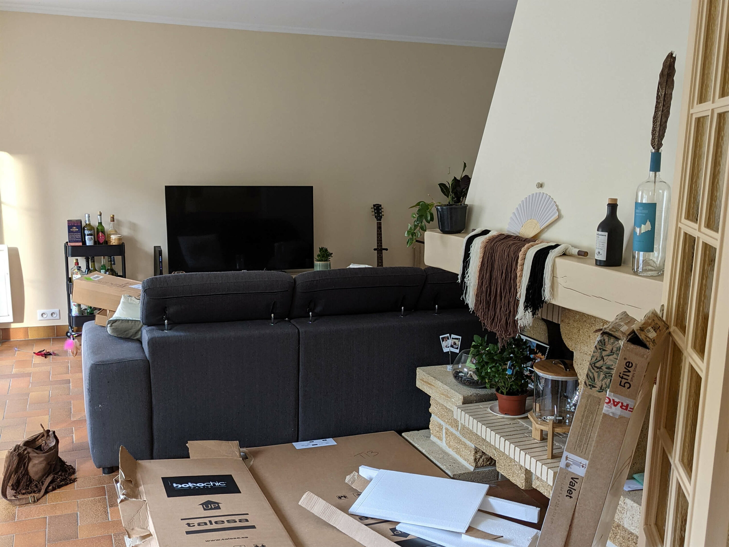 Rénovation d’une maison familiale en campagne essonnienne à Chalo-Saint-Mars, photo avant du séjour